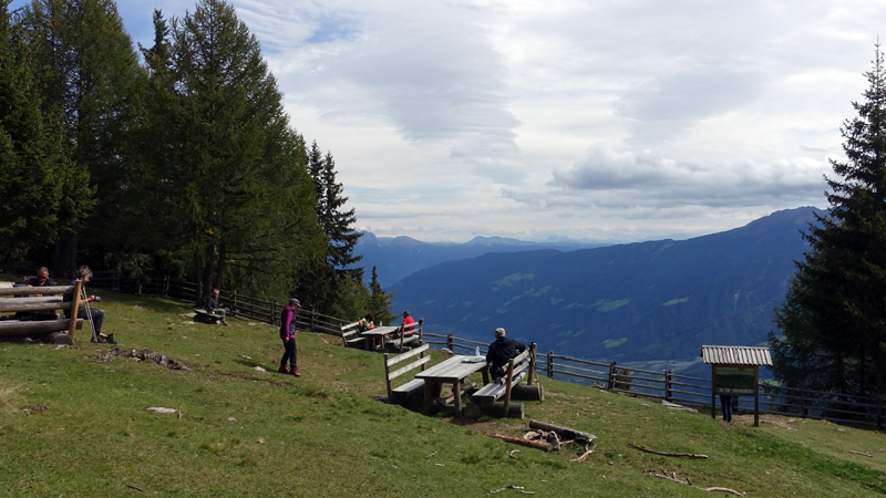 2017-09-15_123758 trentino-suedtirol-2017.jpg - Picknickplatz Dolomitenblick